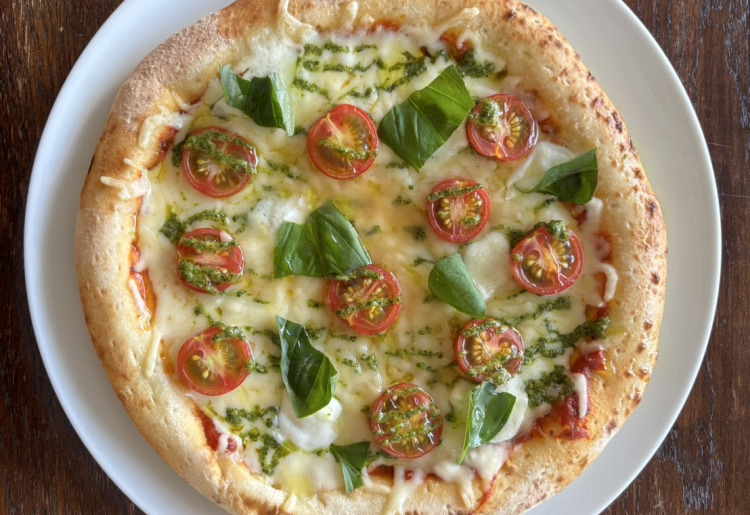 フレッシュトマトのマルゲリータ